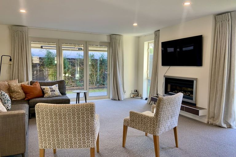 Photo of property in 11a Tainui Street, Somerfield, Christchurch, 8024