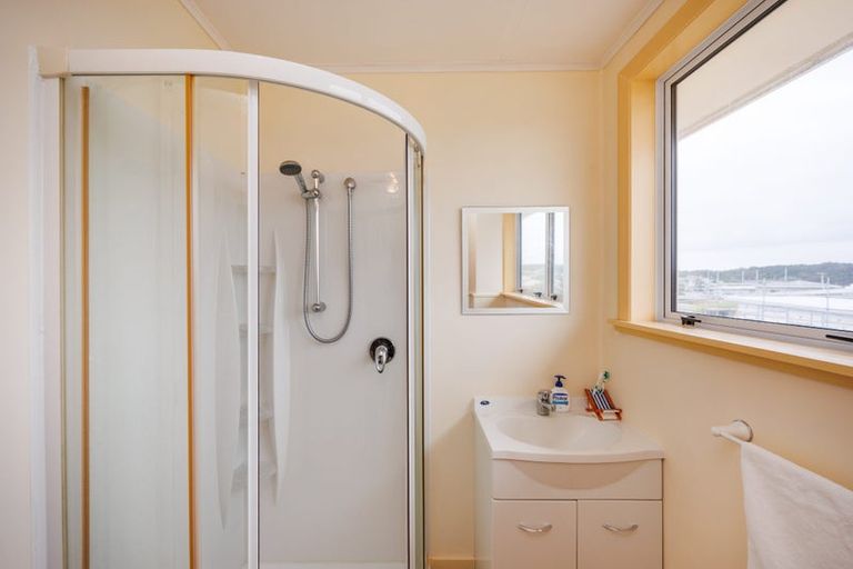 Photo of property in 19 Marine Parade South, Foxton Beach, Foxton, 4815