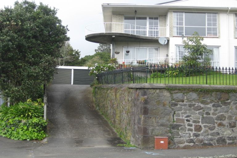 Photo of property in 1/11 Vivian Street, New Plymouth, 4310