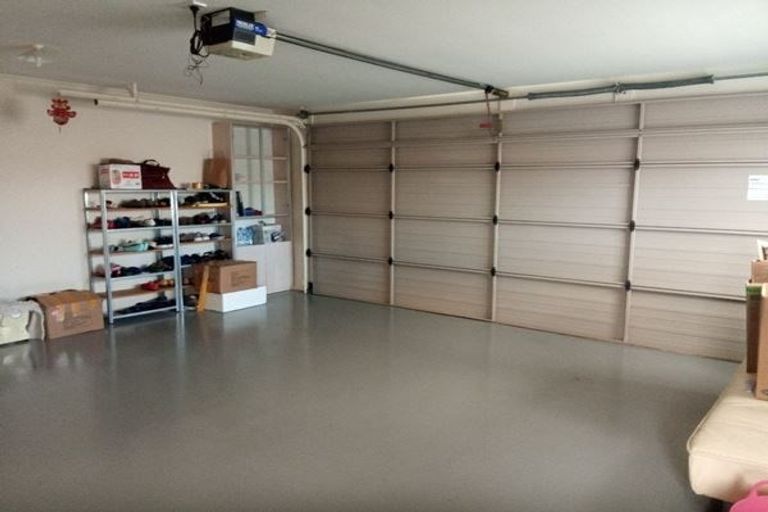 Photo of property in 8 Stellamaris Way, Northpark, Auckland, 2013