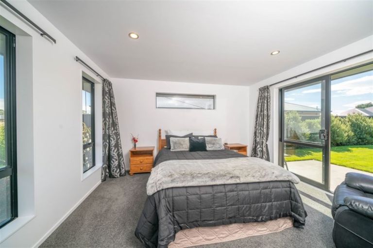 Photo of property in 8 Rhyolite Court, Rolleston, 7614