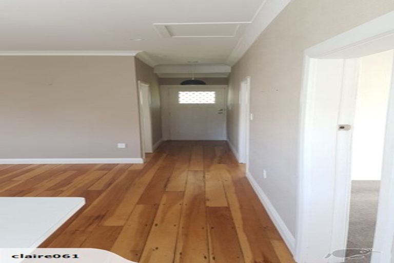 Photo of property in 25 Oxford Street, Fairfield, Hamilton, 3214