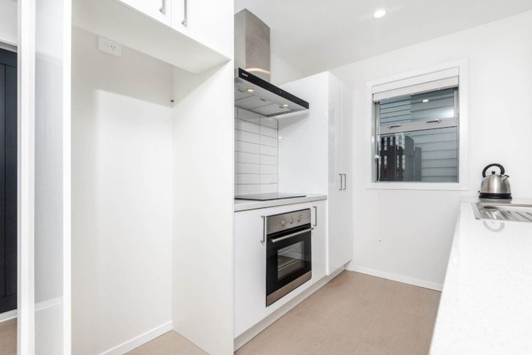 Photo of property in 27b Ranui Terrace, Tawa, Wellington, 5028