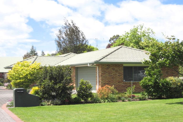 Photo of property in 12 Fairburn Place, Leamington, Cambridge, 3432