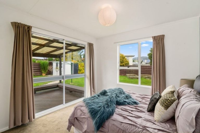 Photo of property in 8 Browning Crescent, Owhata, Rotorua, 3010