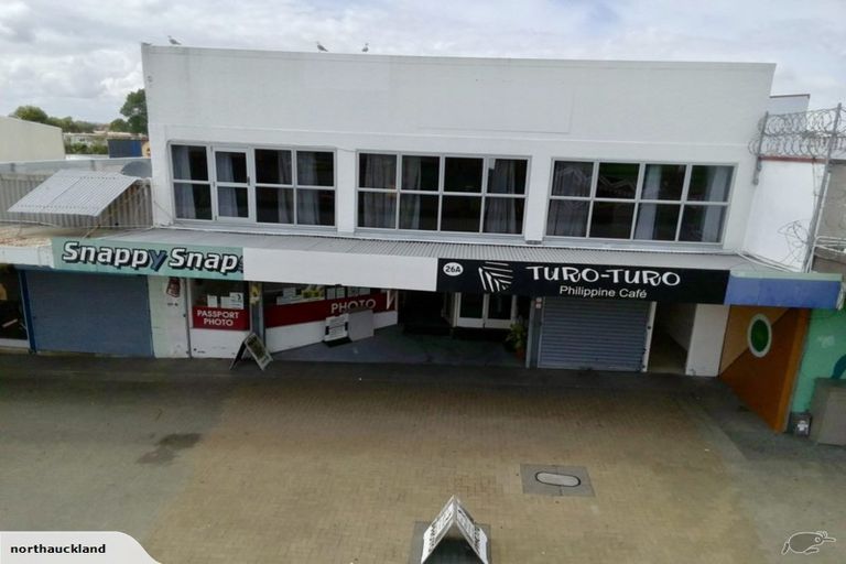 Photo of property in 26 Mayfair Place, Westown, New Plymouth, 4310