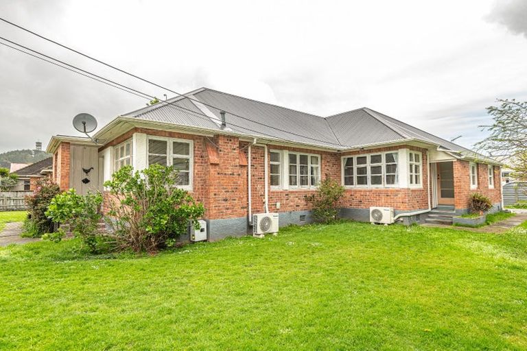 Photo of property in 2 White Street, Whanganui East, Whanganui, 4500