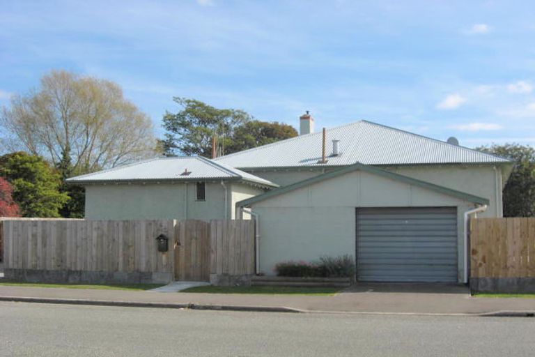 Photo of property in 14 Paul Street, Waimate, 7924