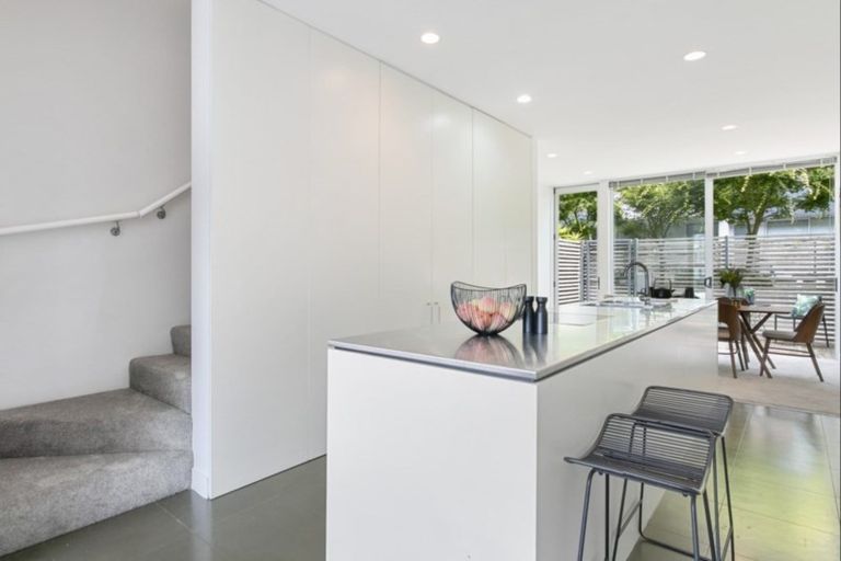 Photo of property in 20e Fisher-point Drive, Auckland Central, Auckland, 1010