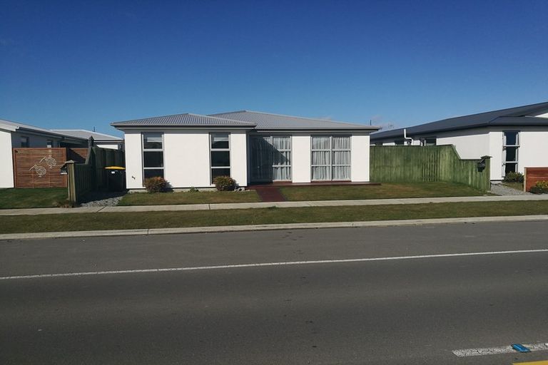 Photo of property in 142 Infinity Drive, Pegasus, 7612