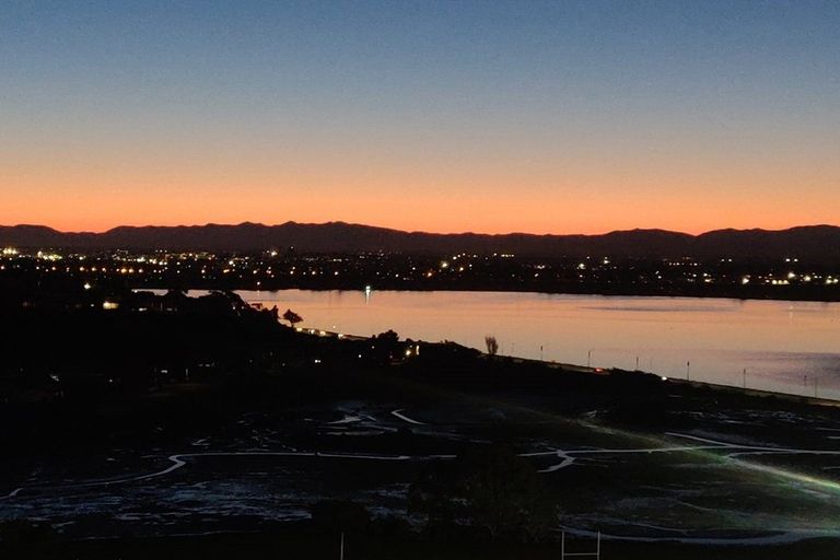 Photo of property in 2/56 Balmoral Lane, Redcliffs, Christchurch, 8081