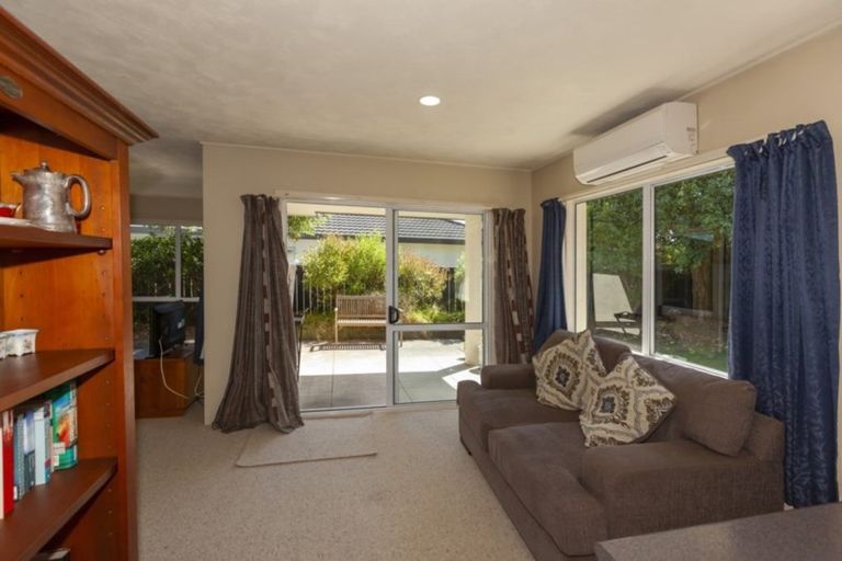 Photo of property in 4c Cedar Drive, Paraparaumu Beach, Paraparaumu, 5032