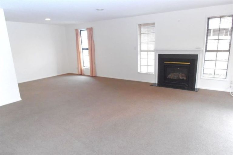 Photo of property in 51 Office Road, Merivale, Christchurch, 8014