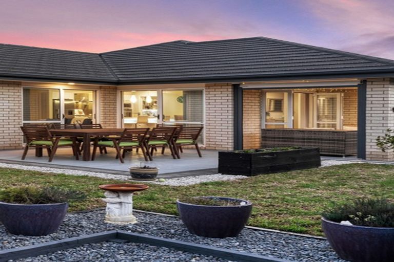 Photo of property in 30 Helenslee Road, Pokeno, 2402