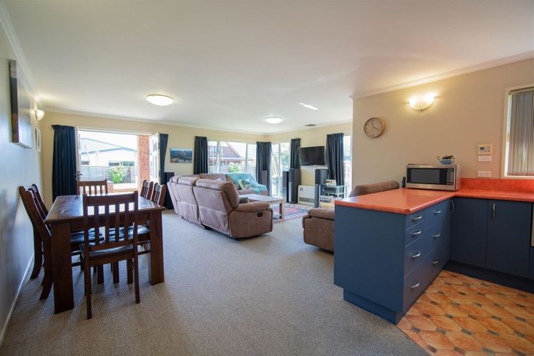 Photo of property in 3 Melland Place, Te Anau, 9600