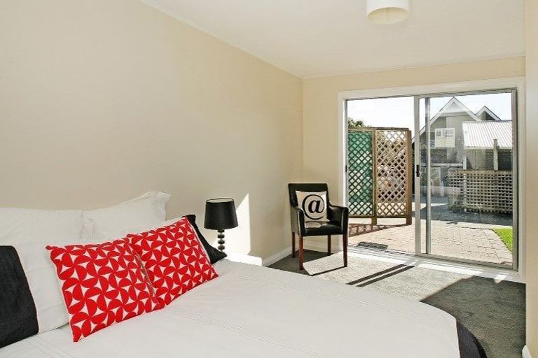 Photo of property in 27a Pinnacle Street, Seatoun, Wellington, 6022