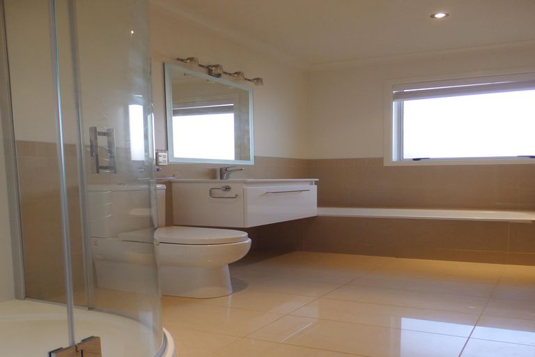 Photo of property in 89 Hall Street, Cambridge, 3434