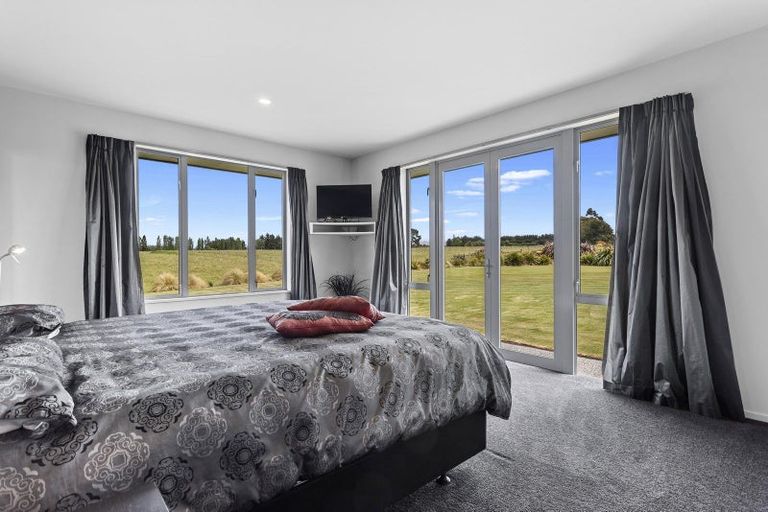 Photo of property in 61 Loburn Whiterock Road, Loburn, Rangiora, 7472