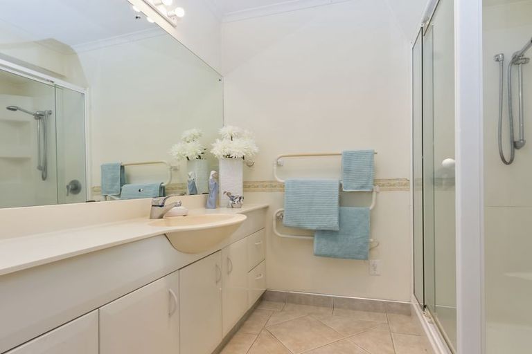 Photo of property in 1/1 Amberwood Drive, Northpark, Auckland, 2013