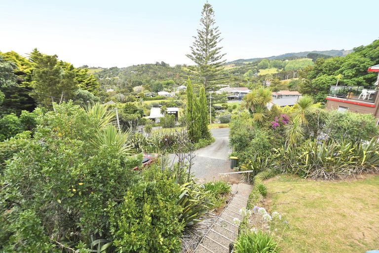 Photo of property in 3 Kendale Drive, Leigh, 0985