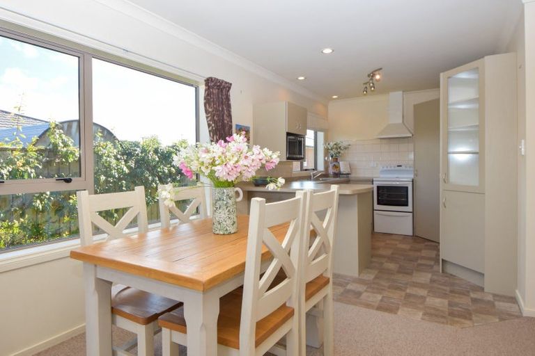 Photo of property in 9 Alexis Greer Lane, Carterton, 5713