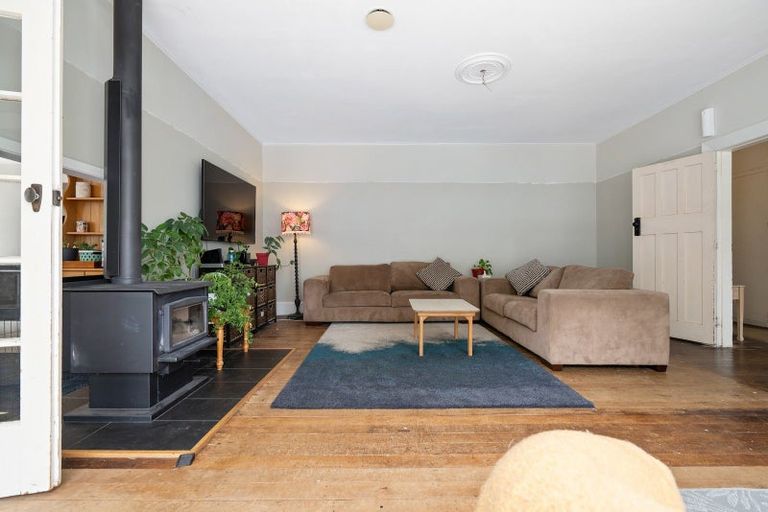 Photo of property in 8 King Street, Doyleston, 7682