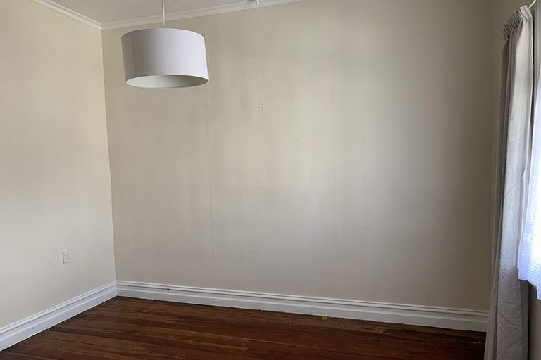 Photo of property in 11 Richmond Street, Petone, Lower Hutt, 5012