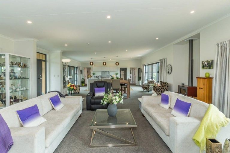 Photo of property in 126 Gladstone Road, Levin, 5571