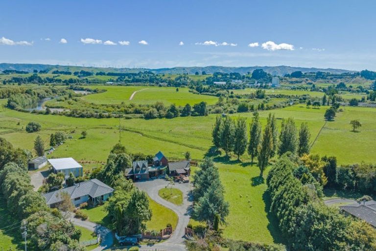 Photo of property in 24 Halls Road, Pahiatua, 4910