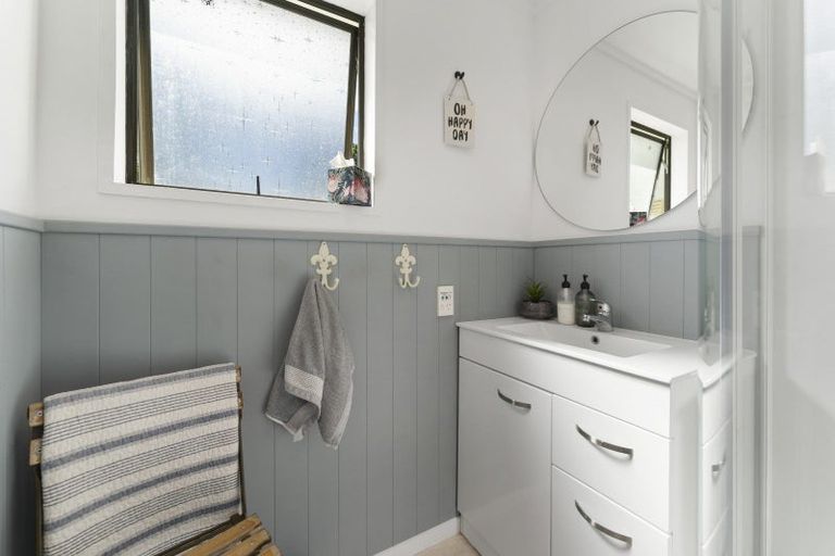 Photo of property in 10 Shale Court, Cromwell, 9310