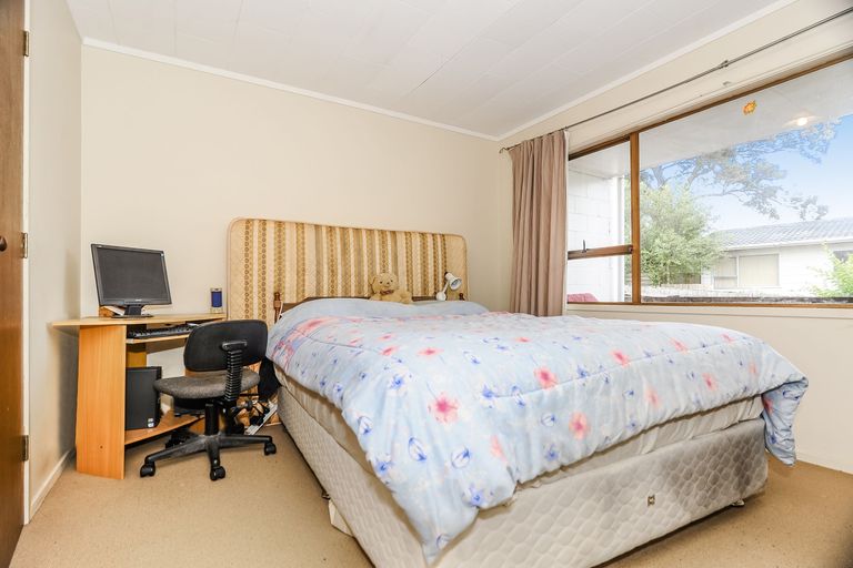 Photo of property in 1/47 Zita Maria Drive, Massey, Auckland, 0614