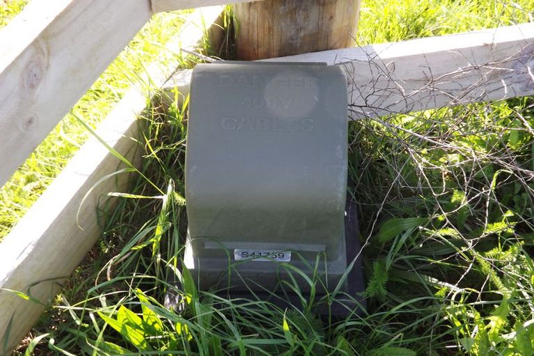 Photo of property in 669a Te Hutewai Road, Raglan, 3296