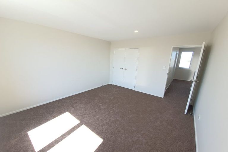 Photo of property in 10 Kapia Drive, Takanini, 2112