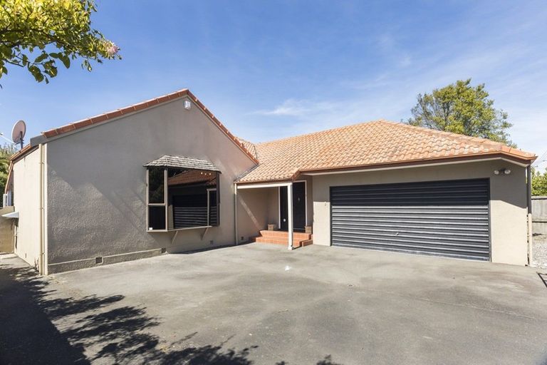 Photo of property in 30 Hamilton Avenue, Ilam, Christchurch, 8041