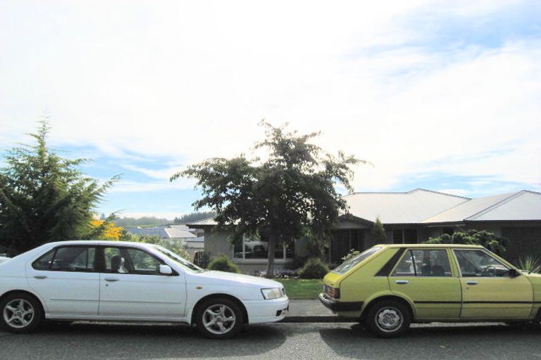 Photo of property in 64 Temple Crescent, Gleniti, Timaru, 7910