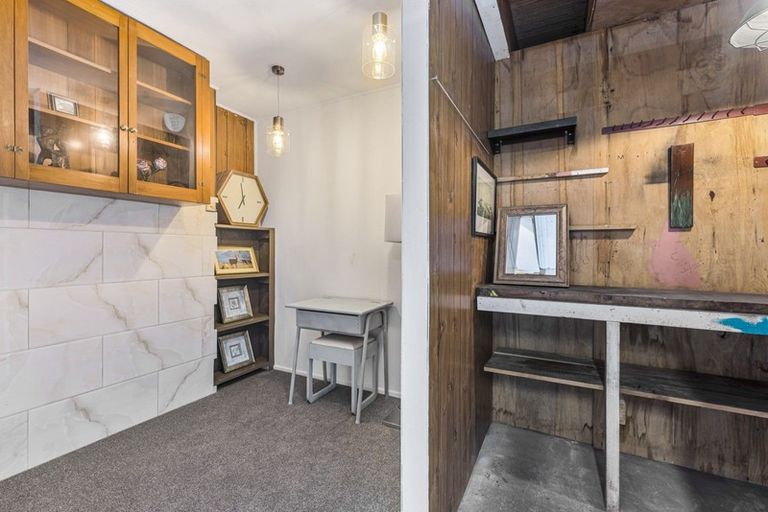 Photo of property in 90 Kawaha Point Road, Kawaha Point, Rotorua, 3010