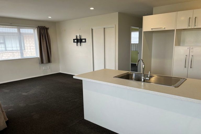 Photo of property in 40c Russley Road, Russley, Christchurch, 8042