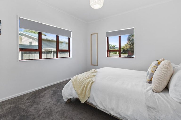 Photo of property in 27 Golf Road, Paraparaumu Beach, Paraparaumu, 5032