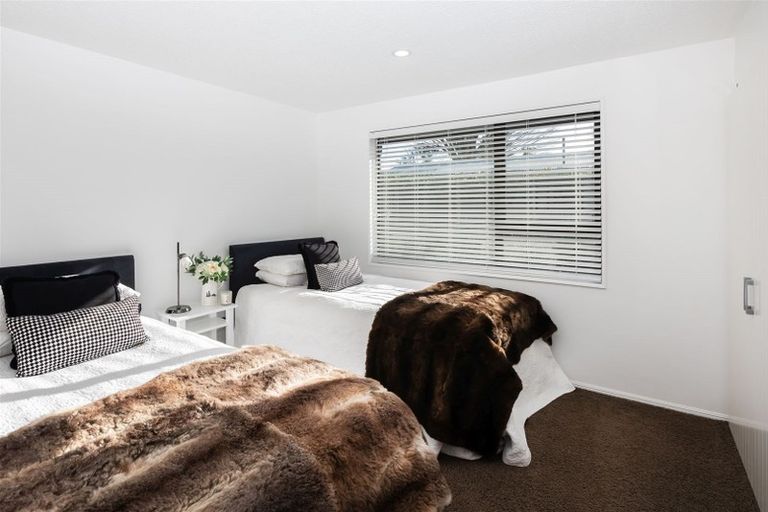 Photo of property in 1/31a Lansbury Avenue, Strowan, Christchurch, 8052