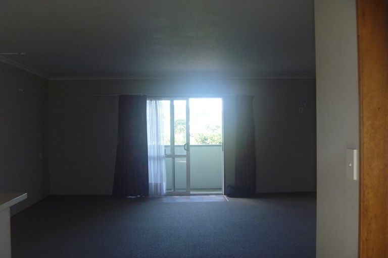 Photo of property in 22 Shortland Street, Regent, Whangarei, 0112