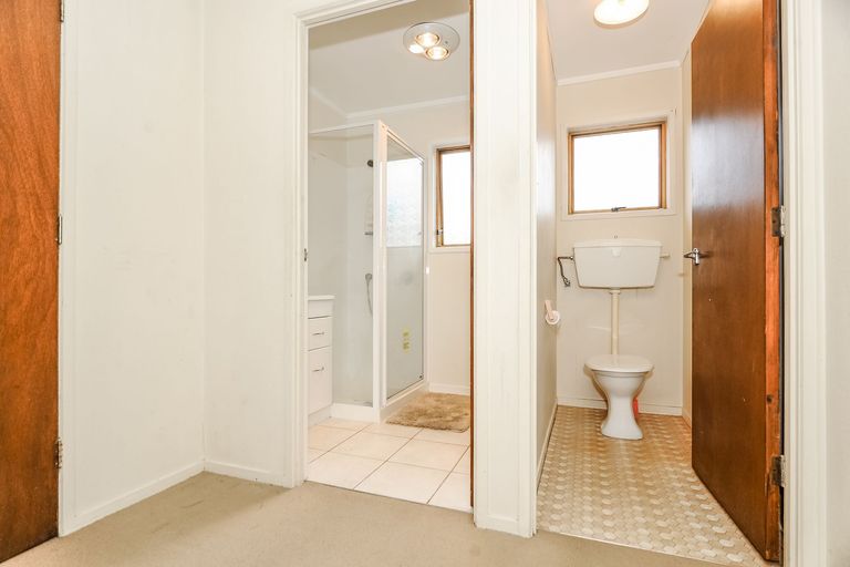 Photo of property in 1/47 Zita Maria Drive, Massey, Auckland, 0614