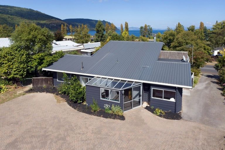 Photo of property in 53 Marina Terrace, Kinloch, Taupo, 3377