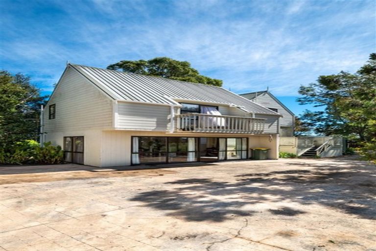 Photo of property in 2162 State Highway 16, Helensville, 0875