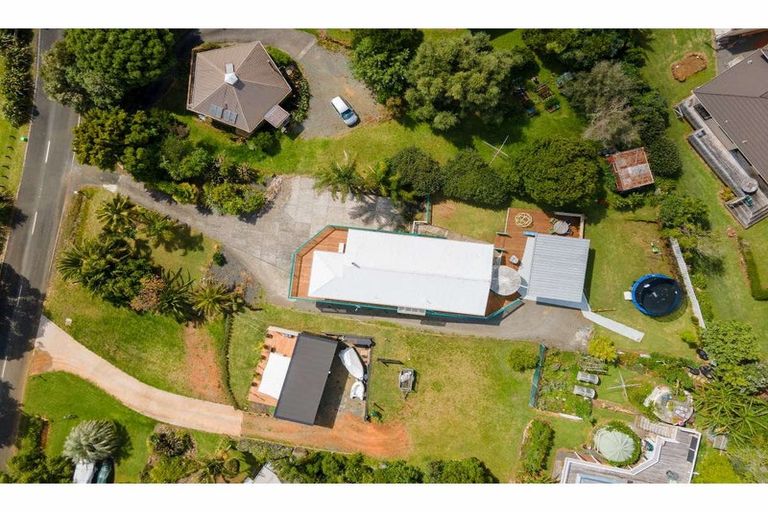 Photo of property in 83 Rangitane Loop Road, Kerikeri, 0294