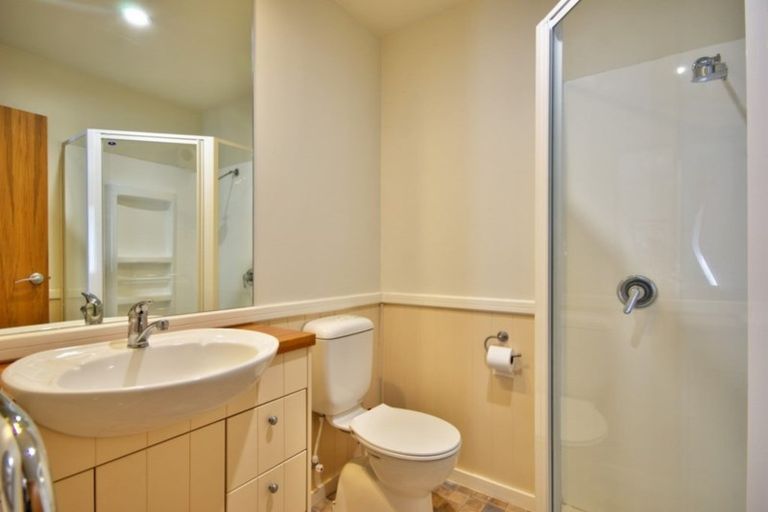 Photo of property in 237 Fernhill Road, Sunshine Bay, Queenstown, 9300