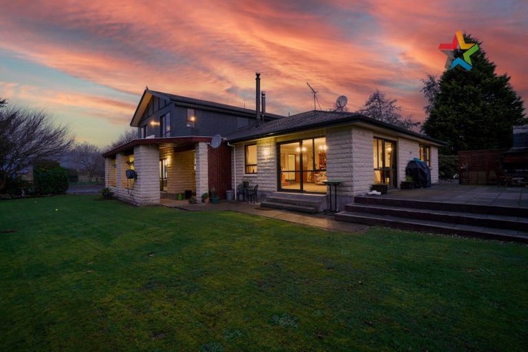 Photo of property in 220 Mill Road South, Seaward Bush, Invercargill, 9871