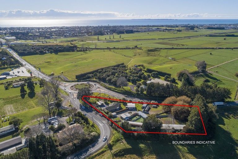 Photo of property in 1222 Welcome Bay Road, Papamoa, Te Puke, 3187