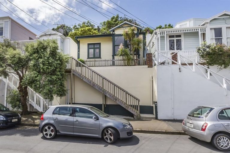 Photo of property in 131 Elizabeth Street, Mount Victoria, Wellington, 6011