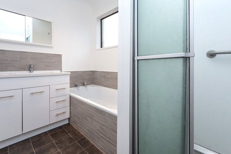 Photo of property in 1/21 Ensign Street, Halswell, Christchurch, 8025