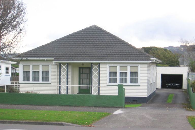 Photo of property in 345 Waiwhetu Road, Fairfield, Lower Hutt, 5011